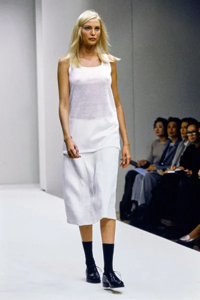 Look 40